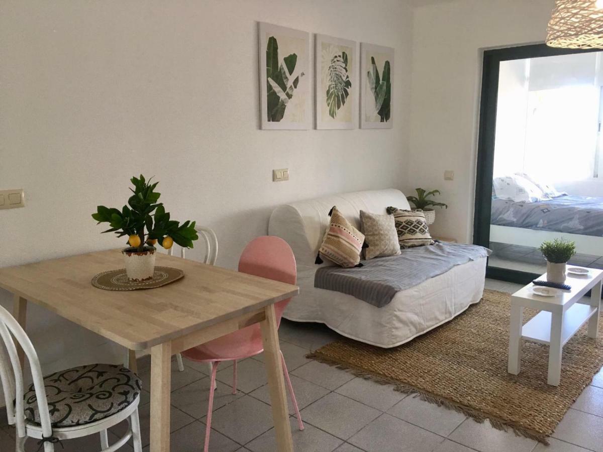 Luxury Estudio En Playa Roca A Primera Linea Del Mar Коста-Тегісе Екстер'єр фото