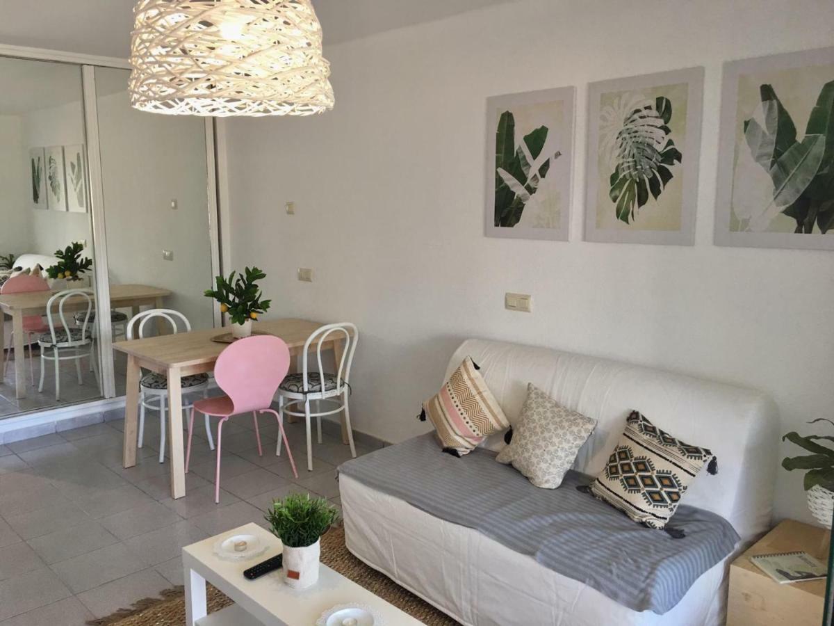 Luxury Estudio En Playa Roca A Primera Linea Del Mar Коста-Тегісе Екстер'єр фото